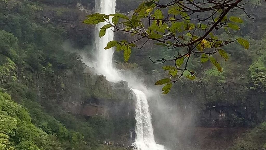 Bhambvali Vajrai Waterfall